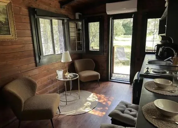 Roulotte / Tiny House Dans Les Alpilles