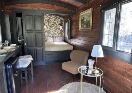 Campo de lujo Roulotte / Tiny House Dans Les Alpilles Saint-Rémy-de-Provence